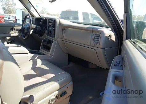 2005 Chevrolet Silverado 2500Hd Lt z USA, uszkodzony, nr VIN 1GCHK23235F956308